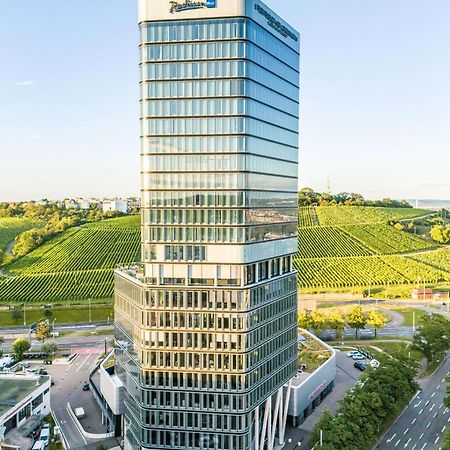 Radisson Blu Hotel At Porsche Design Tower 斯图加特 外观 照片