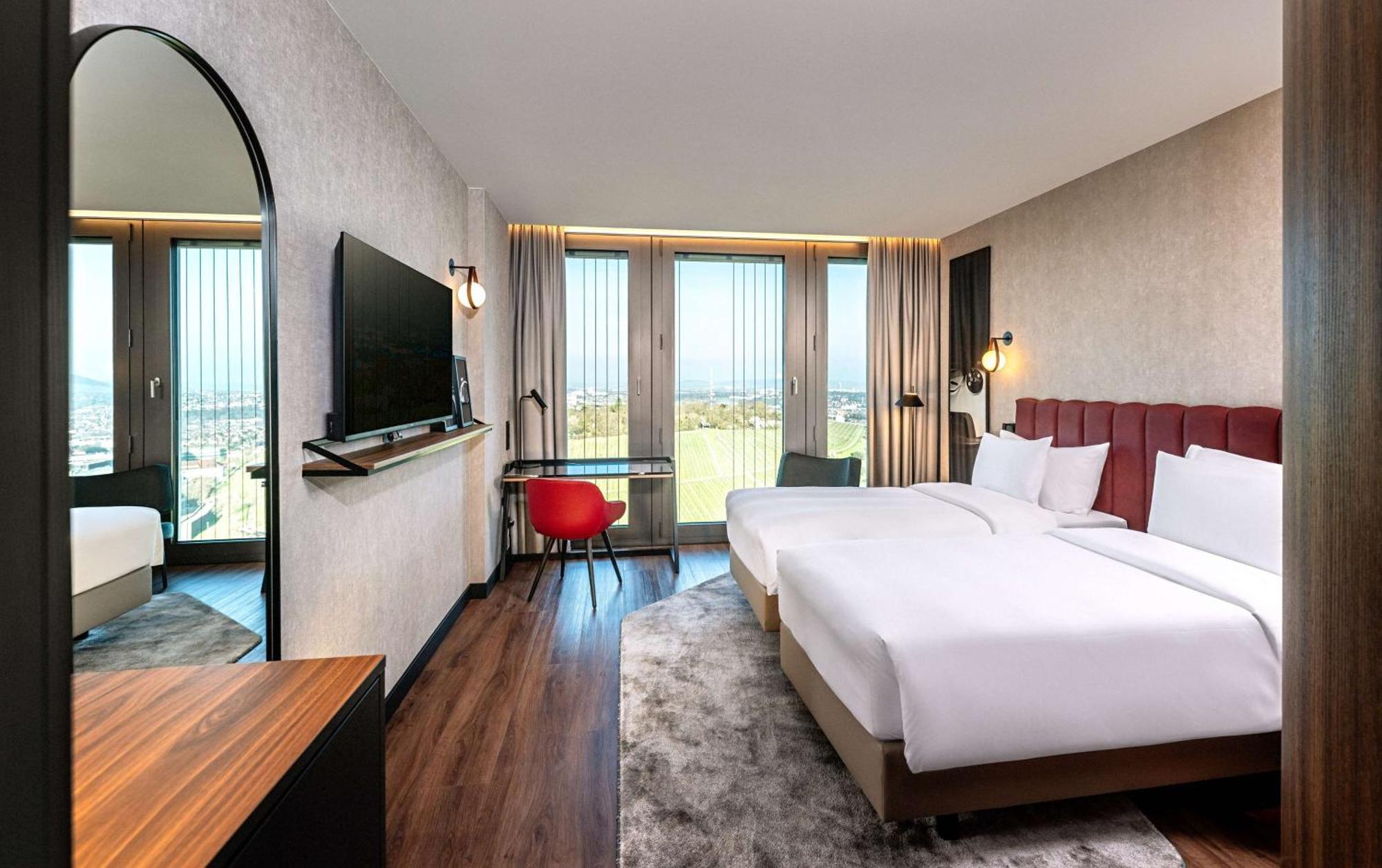 Radisson Blu Hotel At Porsche Design Tower 斯图加特 外观 照片
